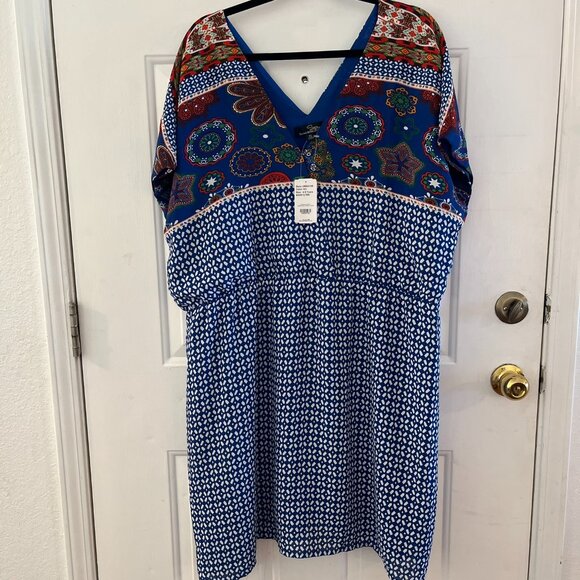 Suzanne Betro Dresses & Skirts - Suzanne Betro Woman's Plus-Size Border Print Double V Tunic/Dress Sz 4x